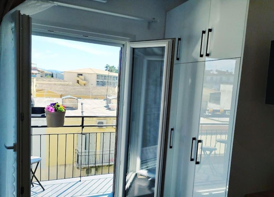 Chrysa'S Cozy Leilighet Corfu  Eksteriør bilde